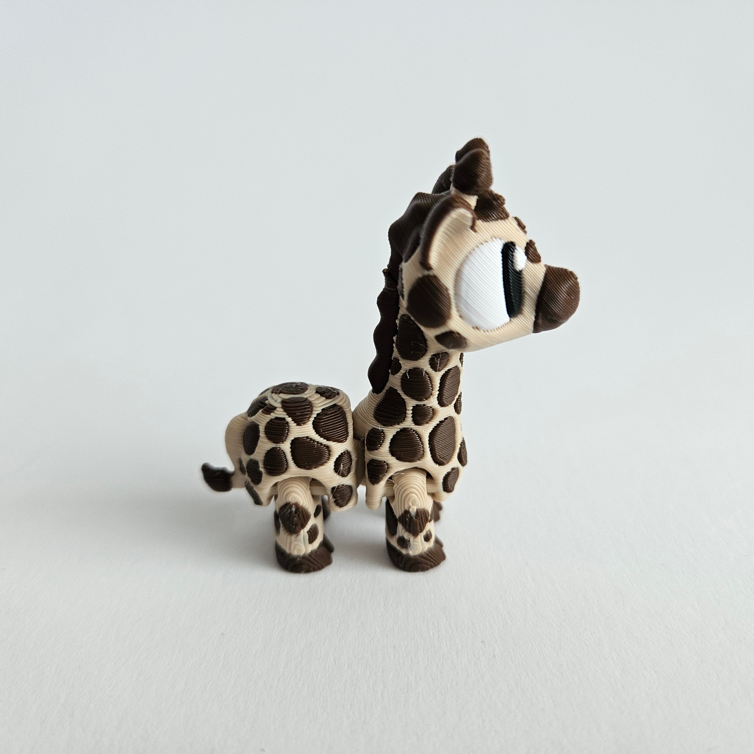 Gigi die bewegliche Giraffe