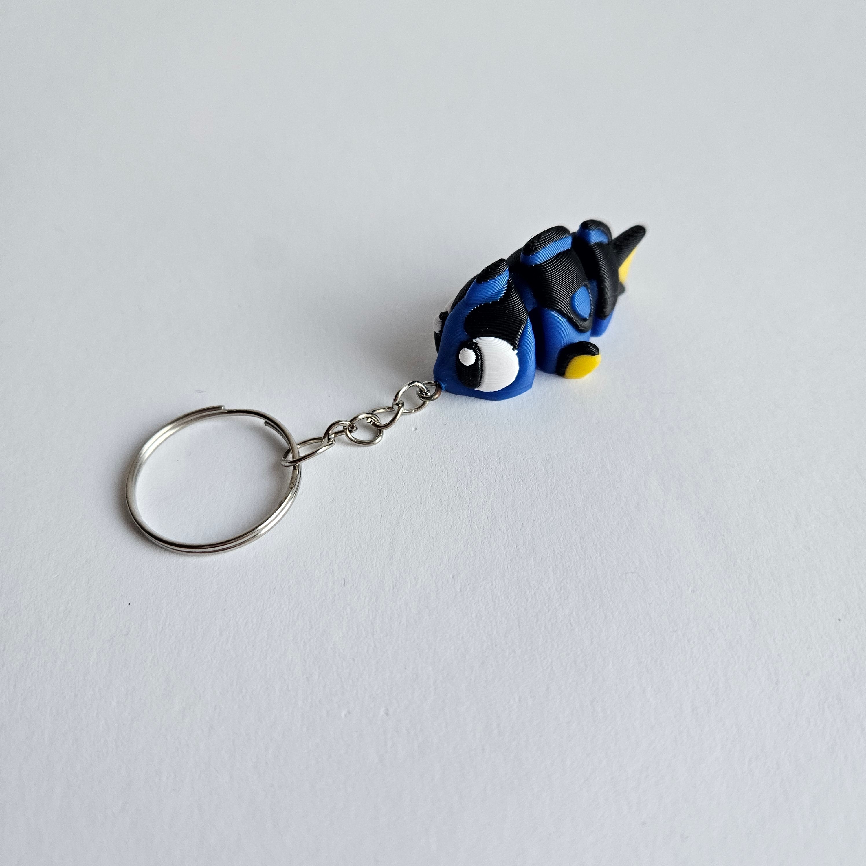 Bewegliche blaue Fisch – Schlüsselanhänger